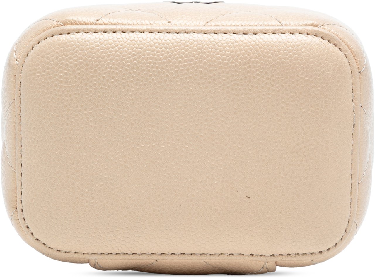 Chanel Mini Quilted Iridescent Caviar Pearl On Top Vanity Case With Chain Bruin