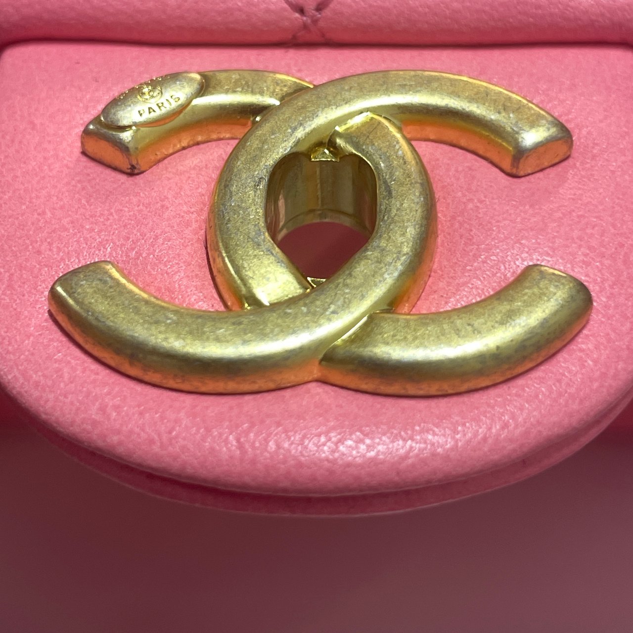 Chanel Mini Quilted Lambskin Funky Town Flap Roze