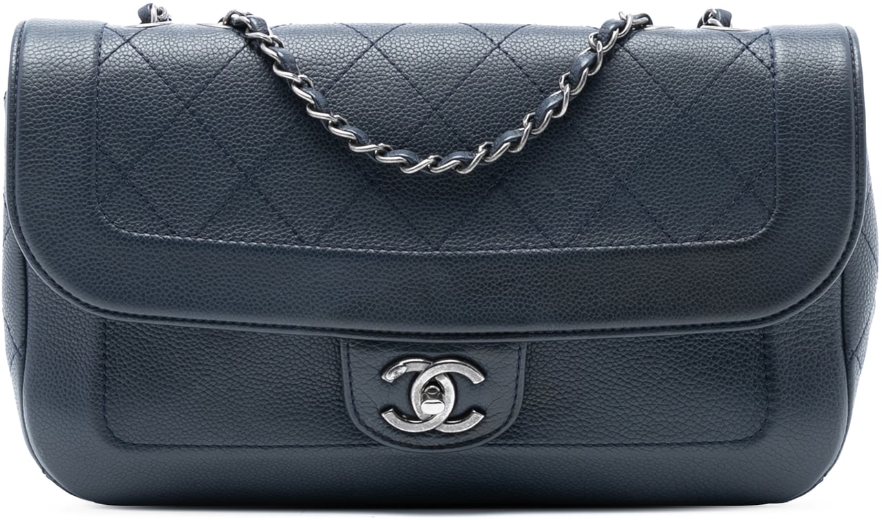 Chanel CC Diamond Stitch Caviar Flap Blauw