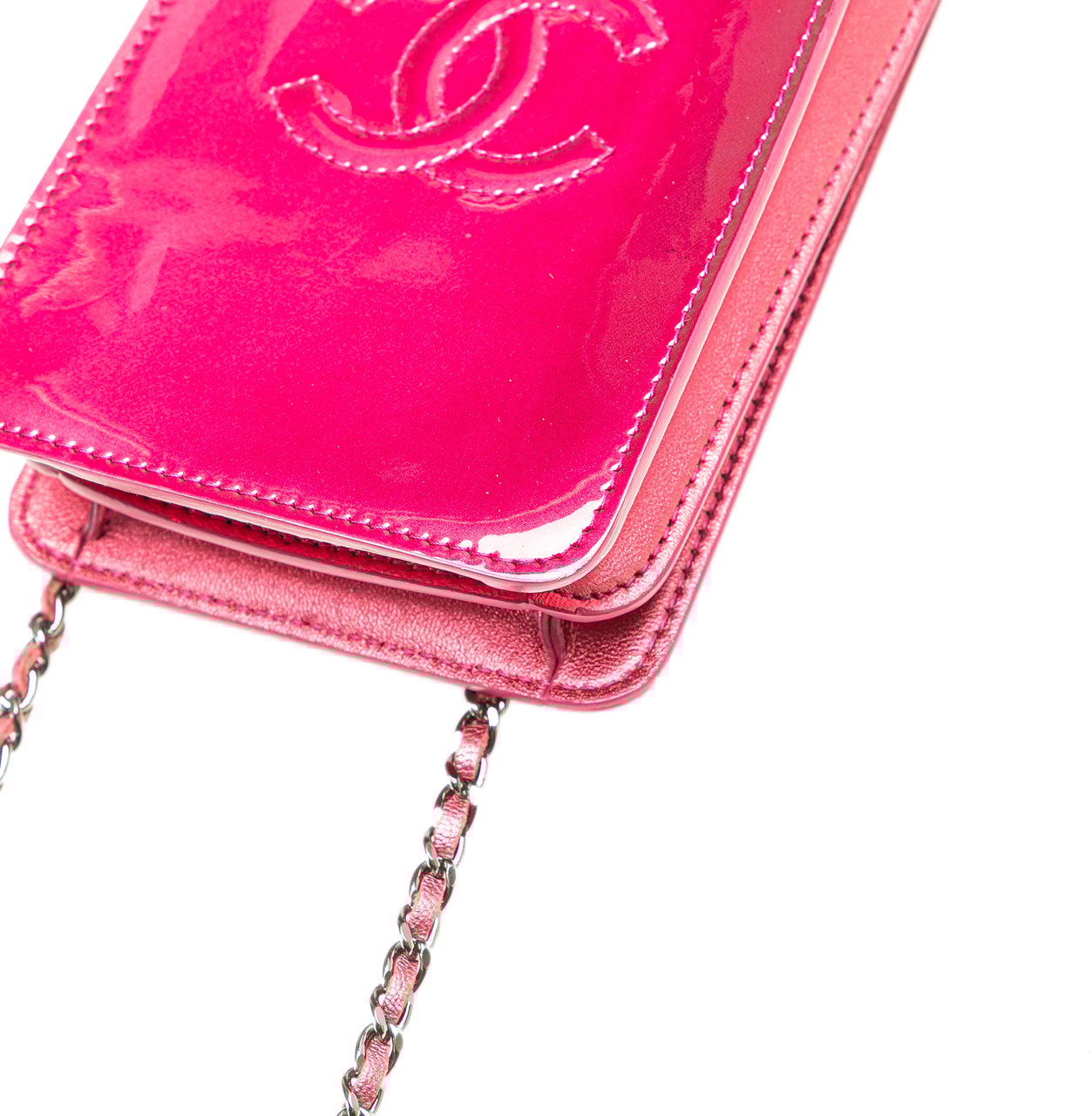 Chanel CC Patent Phone Holder Crossbody Roze