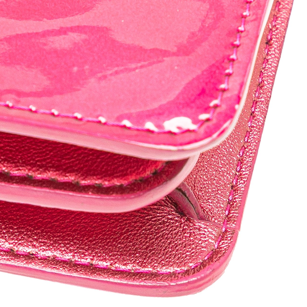 Chanel CC Patent Phone Holder Crossbody Roze