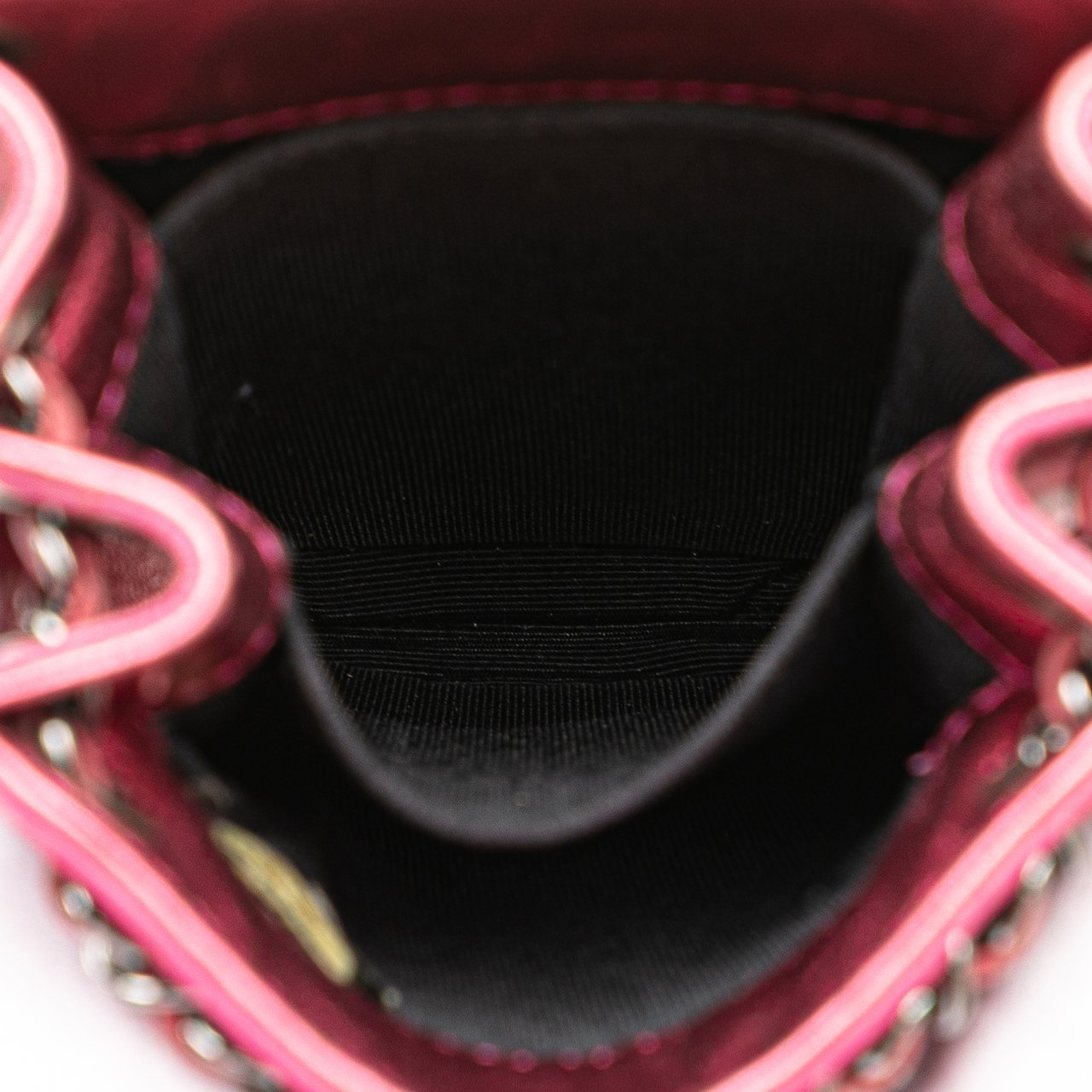 Chanel CC Patent Phone Holder Crossbody Roze