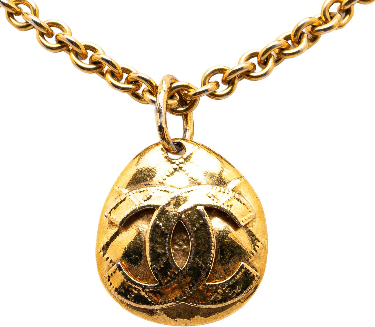 Chanel Gold Plated CC Round Pendant Necklace Goud
