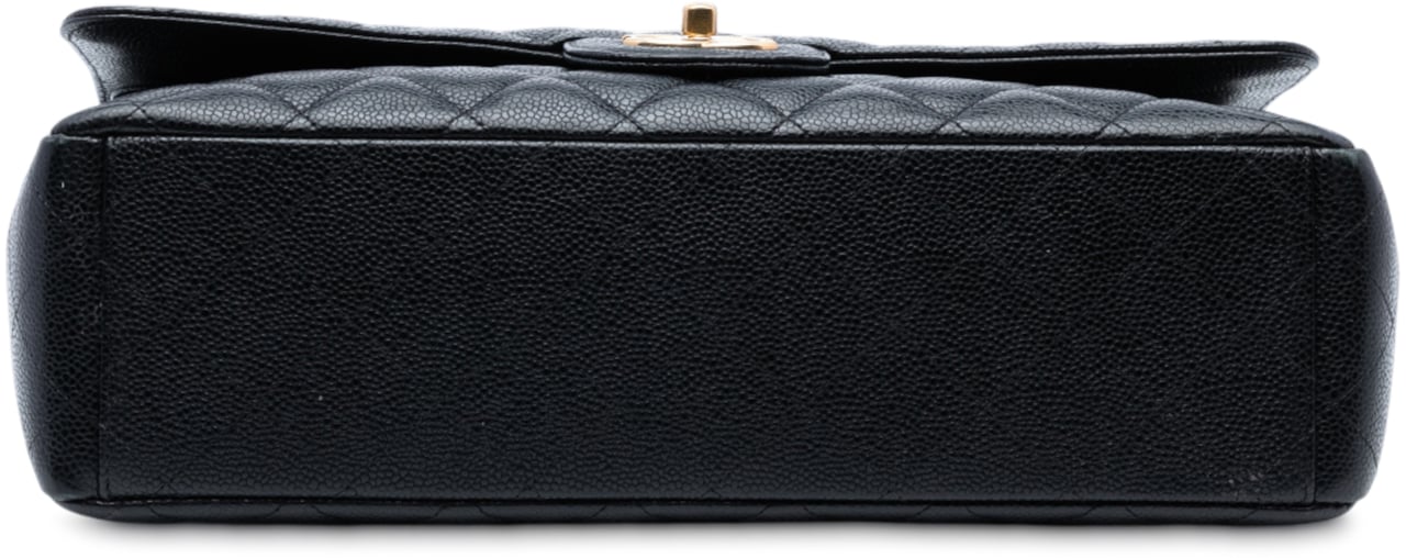 Chanel Maxi Classic Caviar Double Flap Zwart