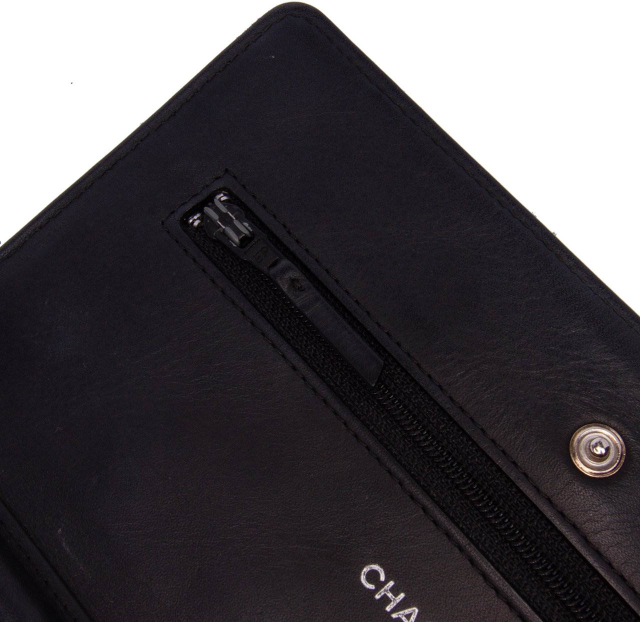 Chanel CC Quilted Patent Wallet On Chain Zwart