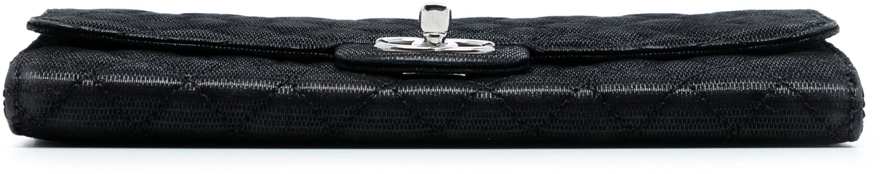 Chanel CC Quilted Textured Suede East West Flap Zwart