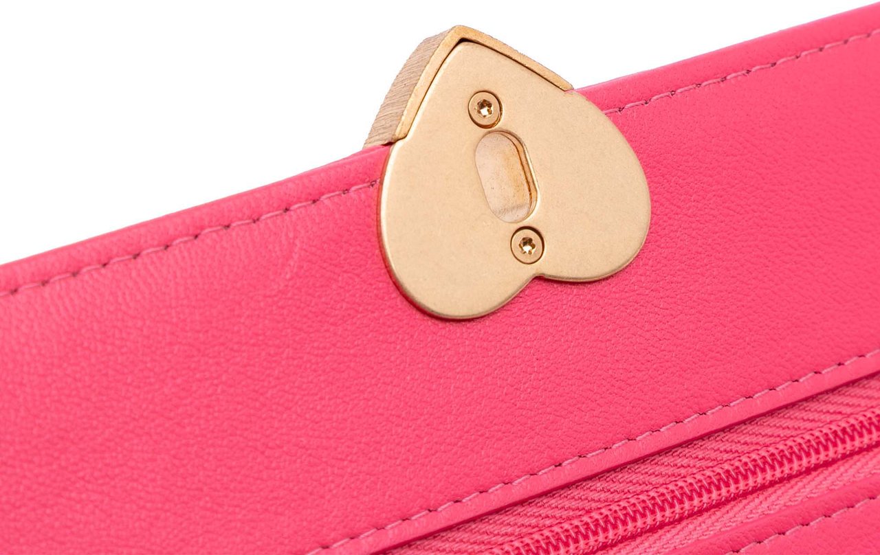 Chanel Quilted Lambskin Acrylic Coco Love Wallet on Chain Roze
