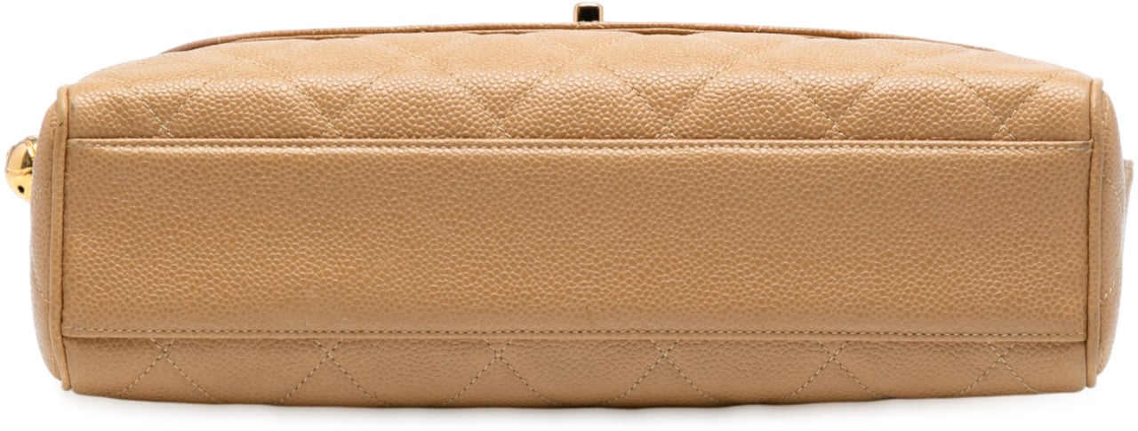 Chanel CC Quilted Caviar Camera Bag Bruin