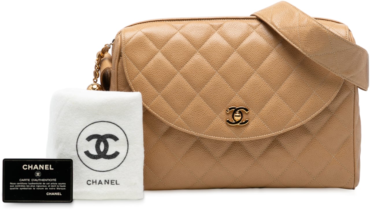 Chanel CC Quilted Caviar Camera Bag Bruin