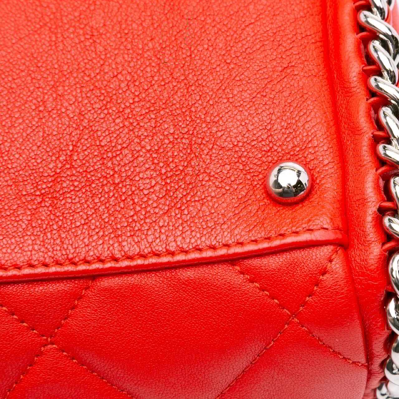 Chanel Quilted Washed Lambskin Chain Around Bowler Rood