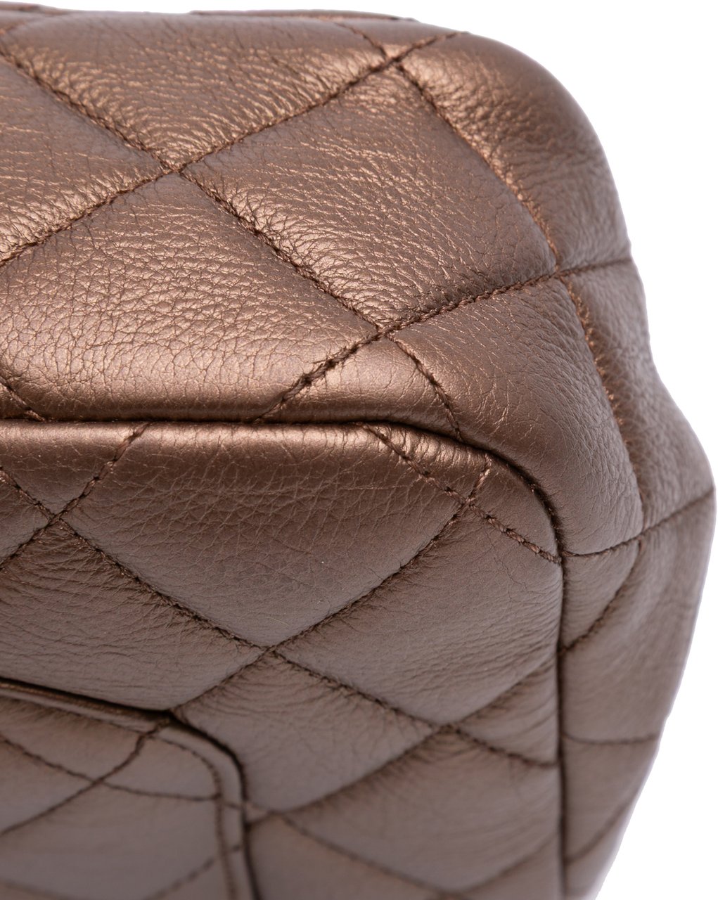 Chanel Medium Iridescent Quilted Goatskin CC Eyelet Flap Bruin