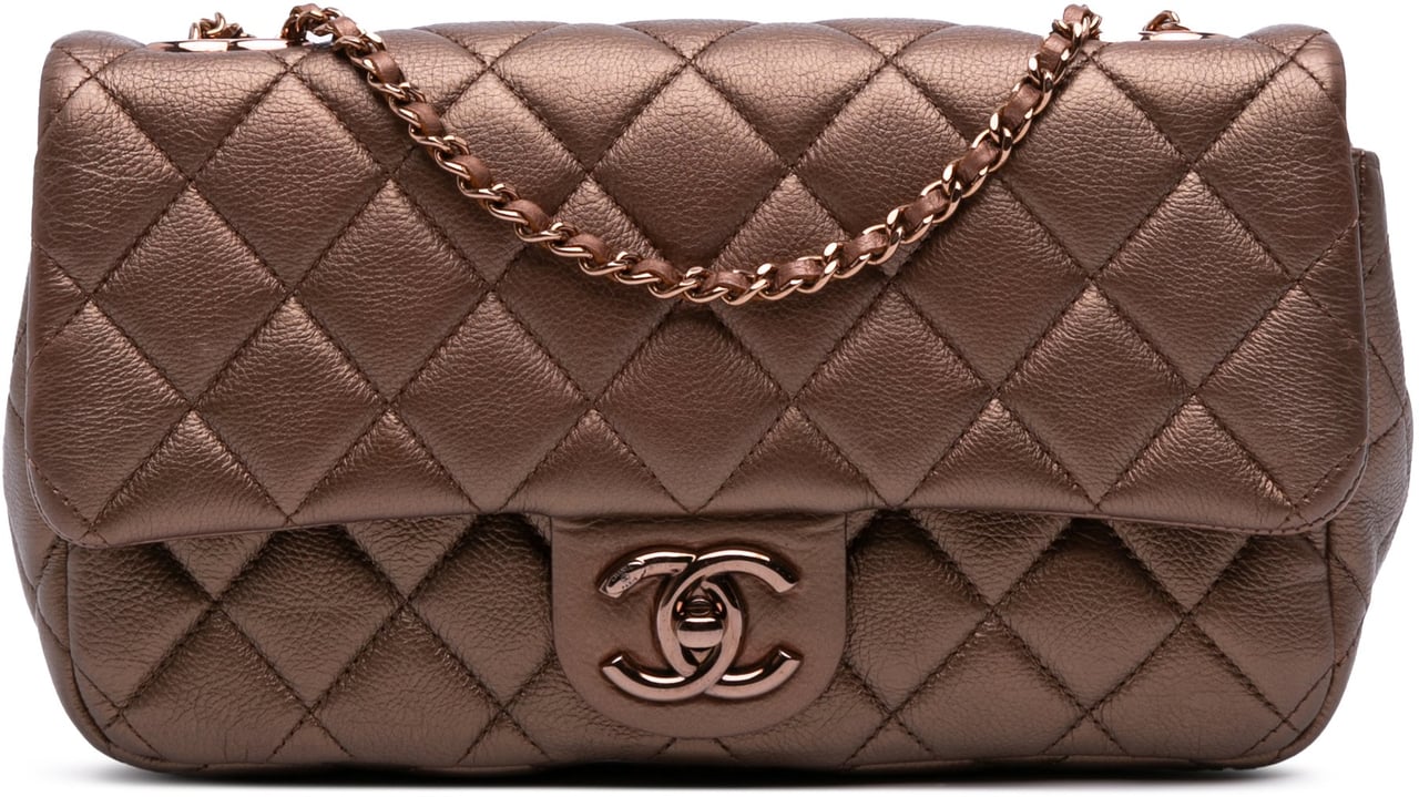 Chanel Medium Iridescent Quilted Goatskin CC Eyelet Flap Bruin