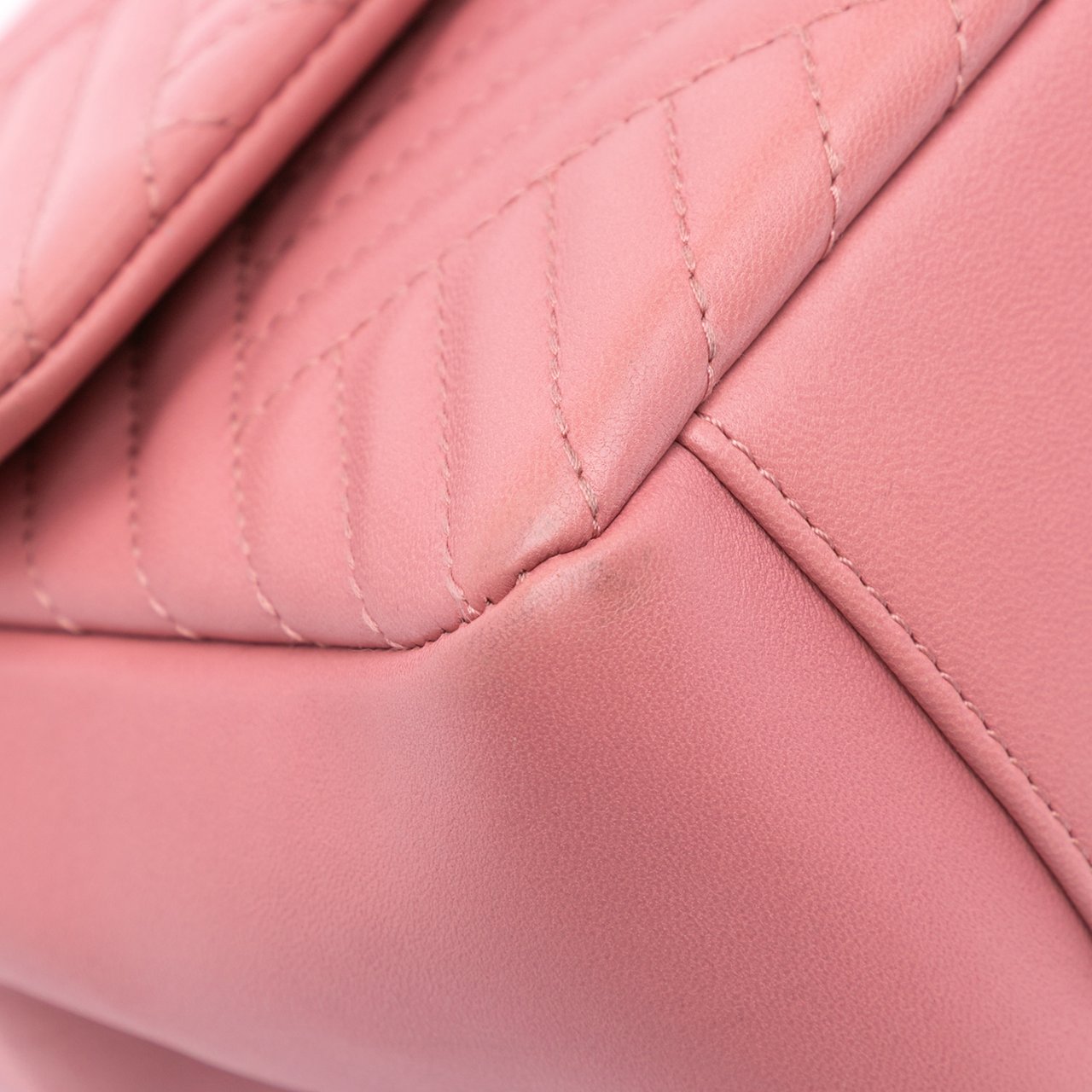 Chanel Medium Lambskin CC Crossing Flap Roze