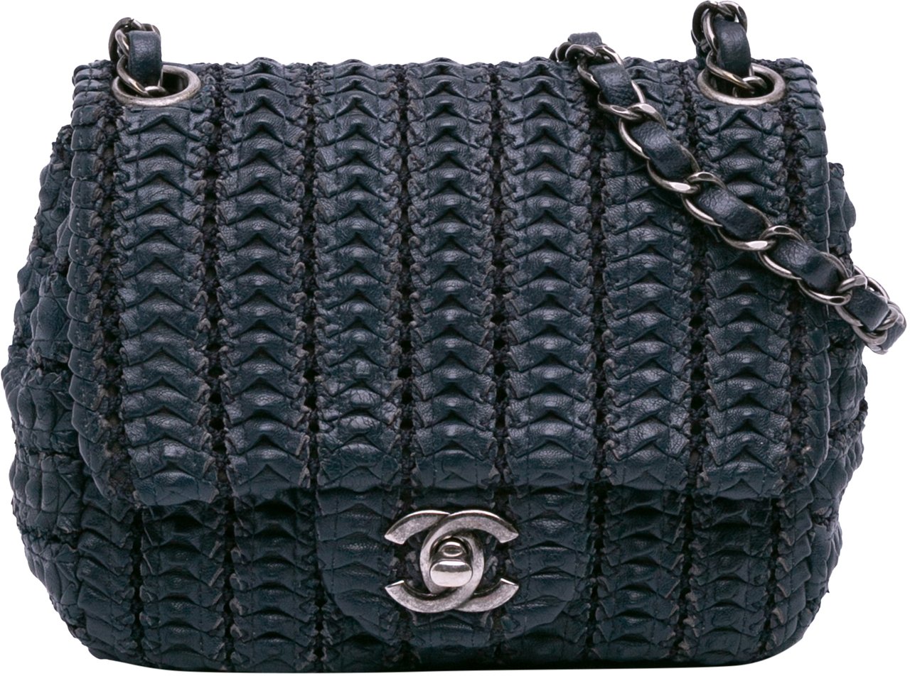 Chanel Paris Seoul Mini Crochet Lambskin Single Flap Blauw