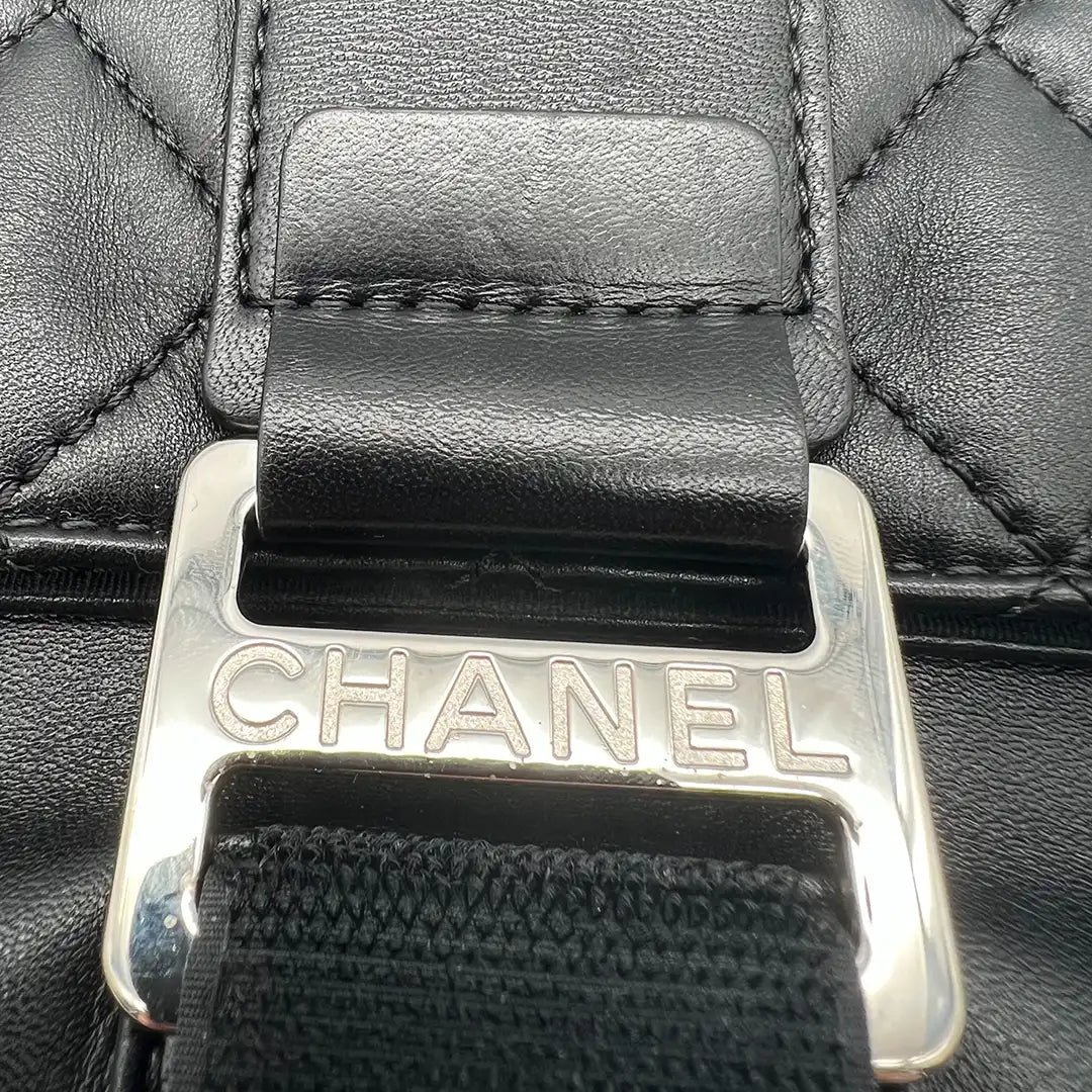 Chanel Chanel Clutch quilted leather black work bag / very good Zwart