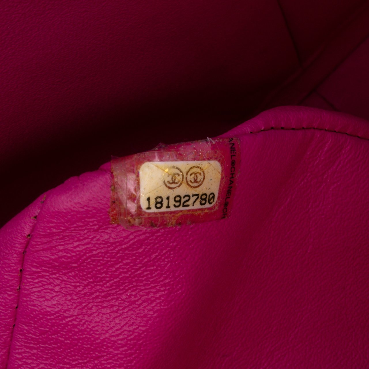 Chanel Jumbo Classic Caviar Double Flap Roze