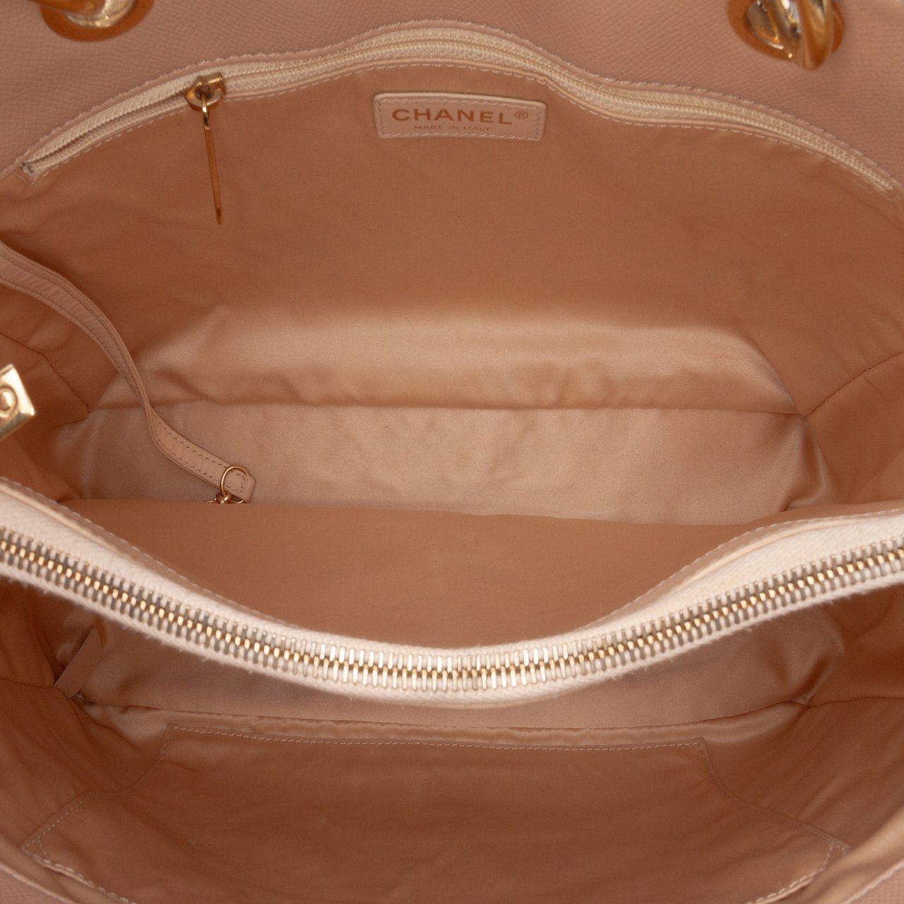 Chanel Caviar Grand Shopping Tote Bruin