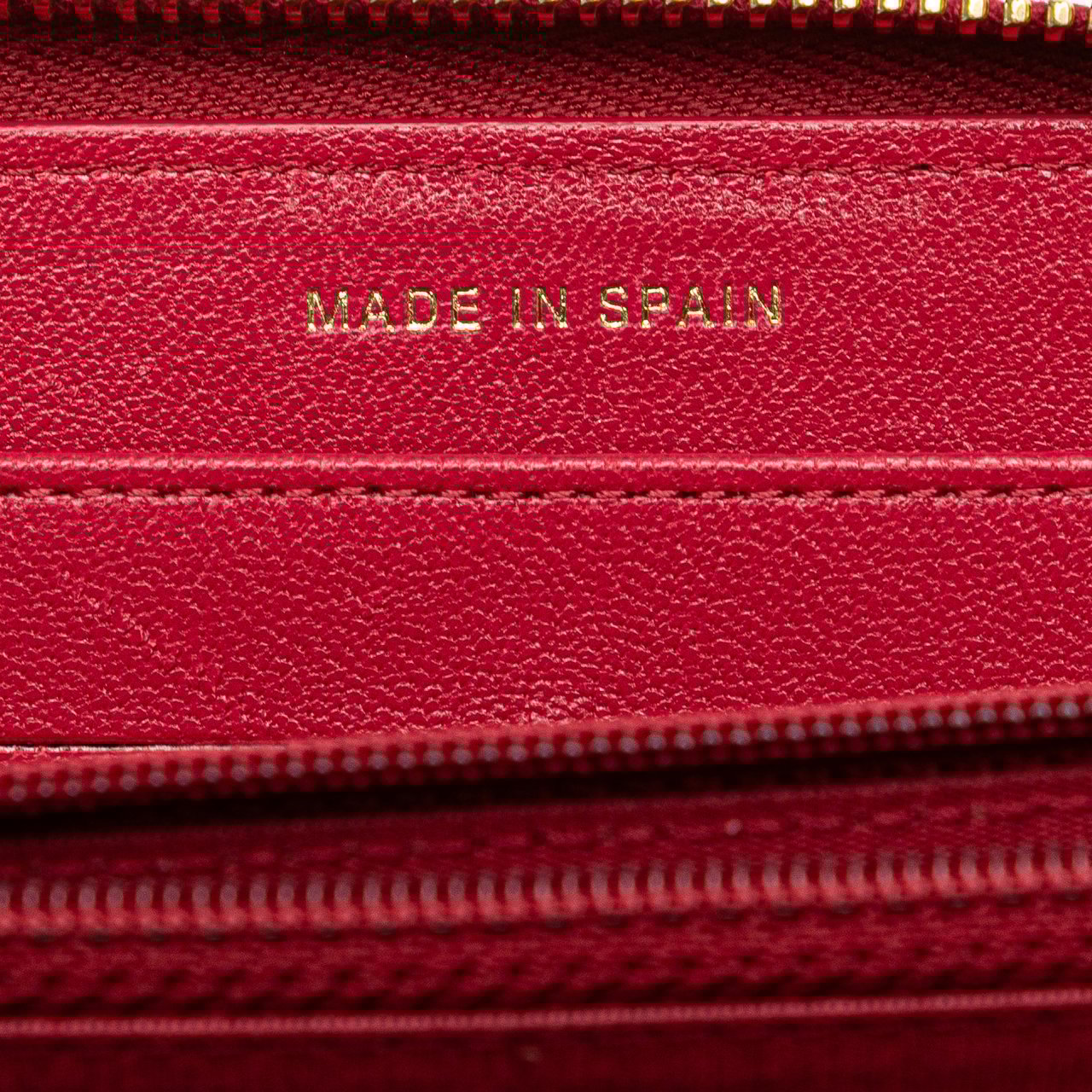 Chanel Chevron Sheepskin Mademoiselle Zip Around Wallet Rood