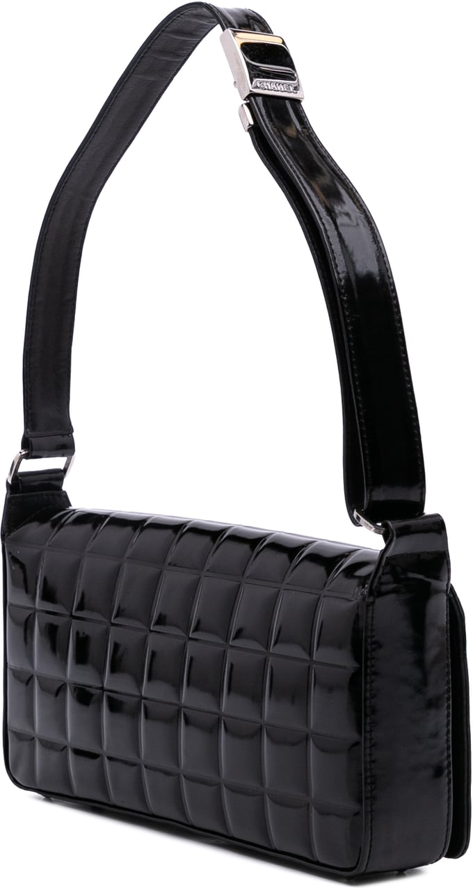 Chanel Chocolate Bar Patent Flap Zwart
