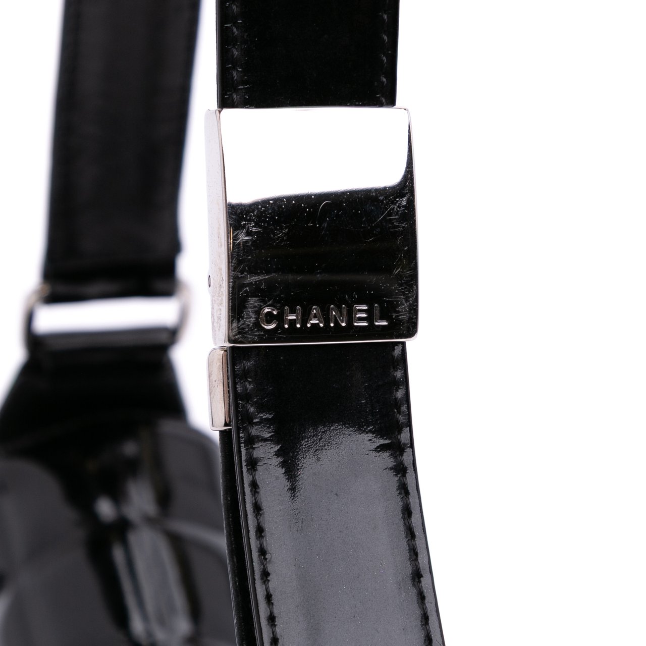 Chanel Chocolate Bar Patent Flap Zwart