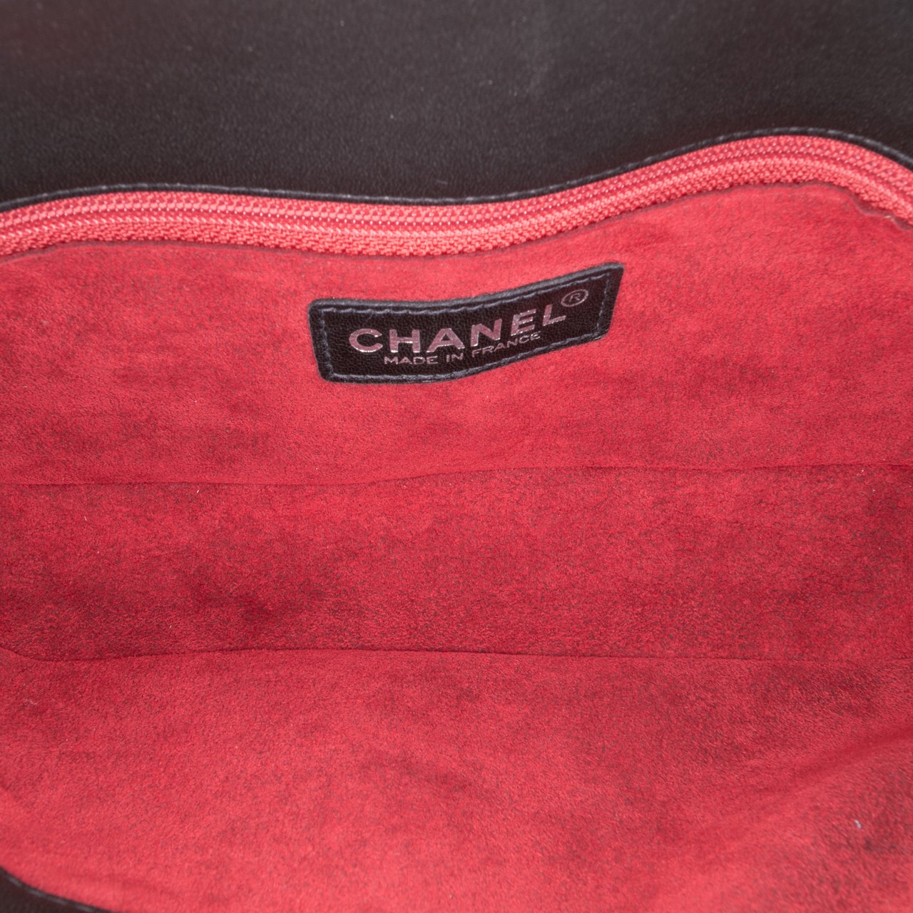 Chanel Chocolate Bar Patent Flap Zwart