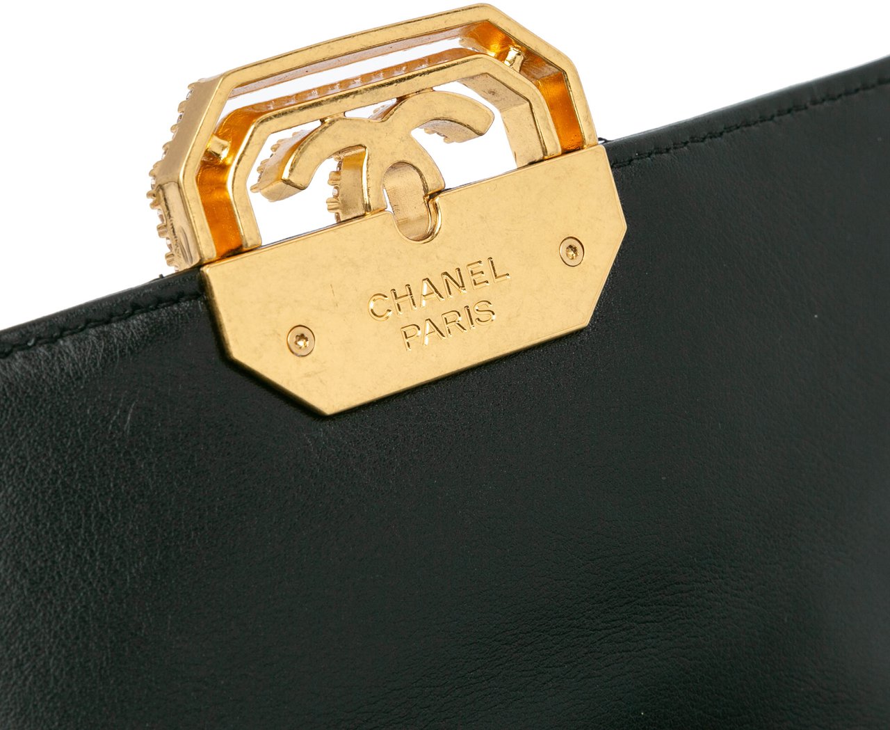 Chanel Quilted Lambskin Octagonal Buckle Crossbody Zwart