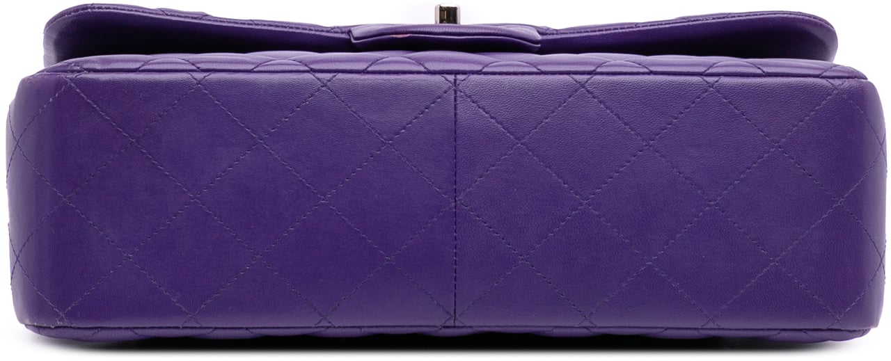 Chanel Jumbo Classic Lambskin Double Flap Paars
