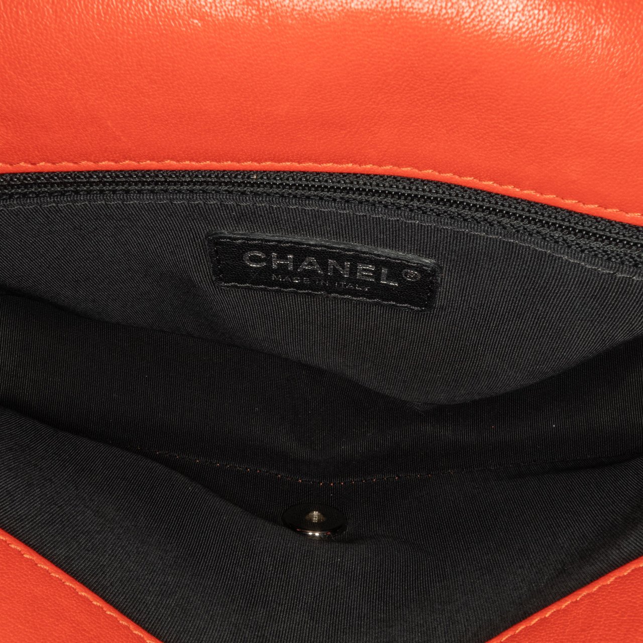Chanel Medium Quilted Lambskin Cuba Color Flap Rood