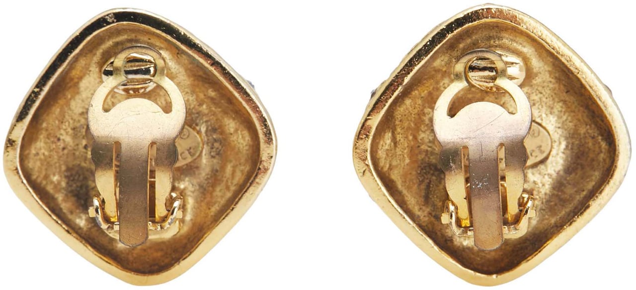 Chanel Gold Plated Quilted Diamond Crystal Clip On Earrings Goud