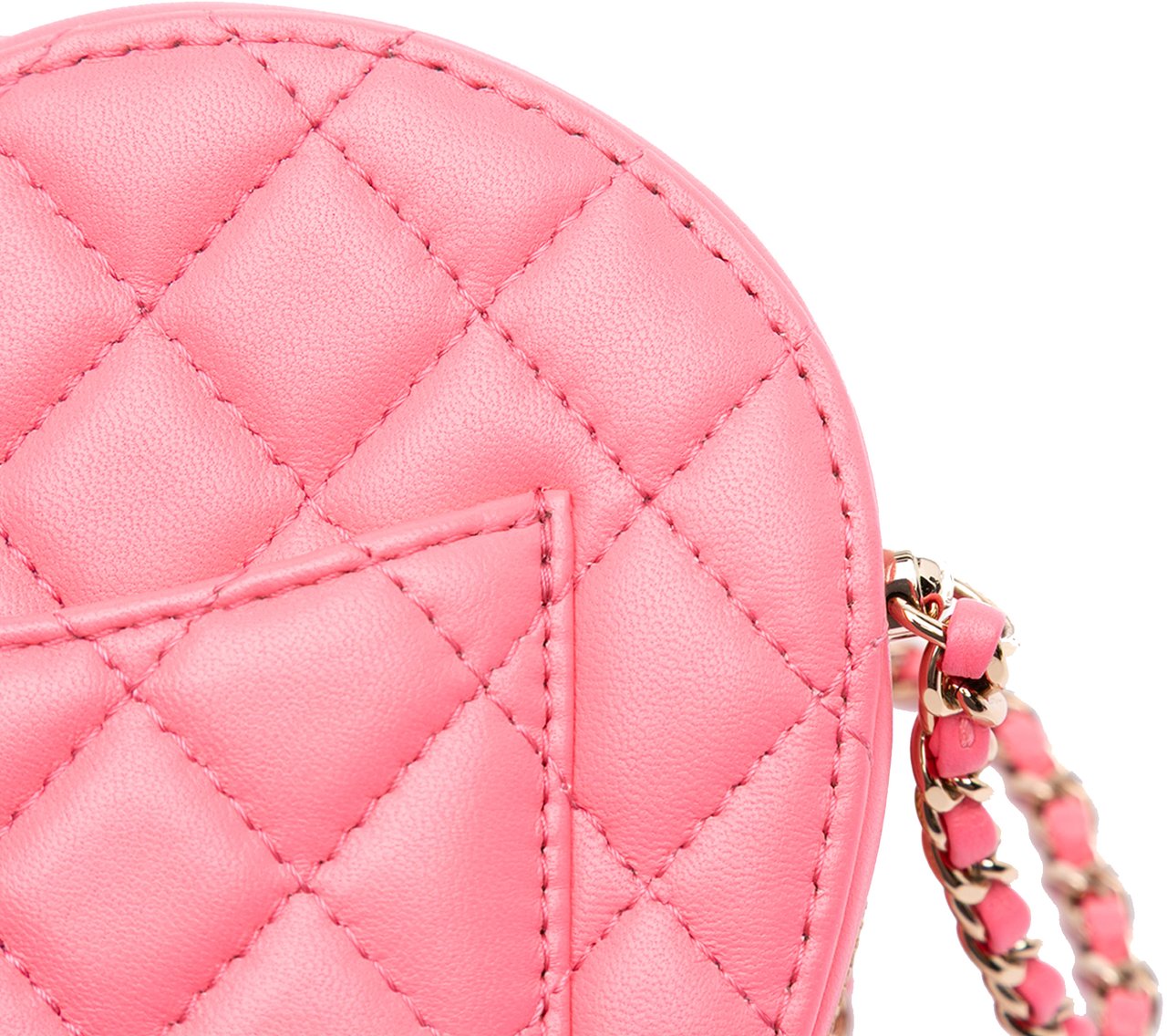 Chanel Lambskin CC in Love Heart Crossbody Roze