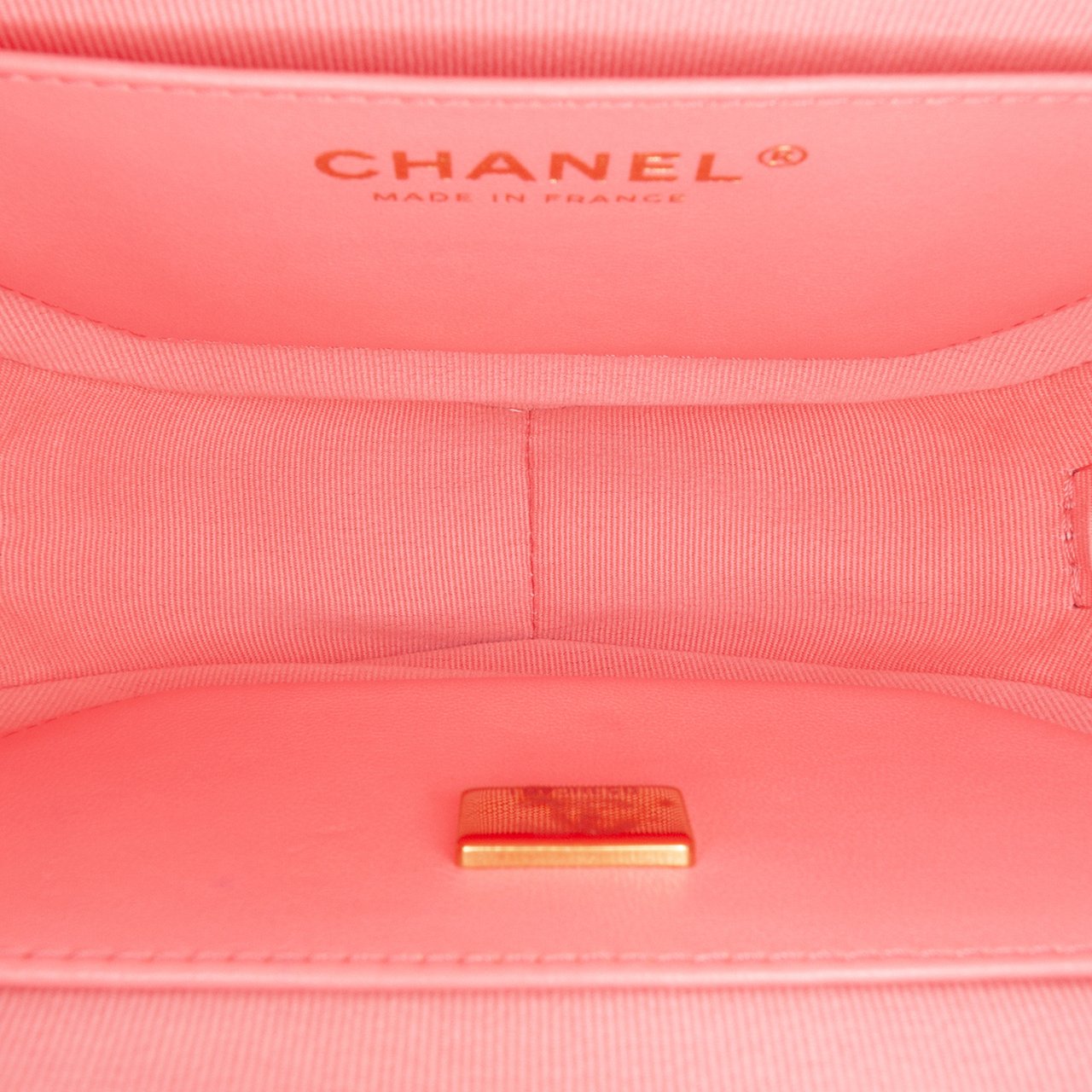 Chanel Lambskin CC in Love Heart Crossbody Roze