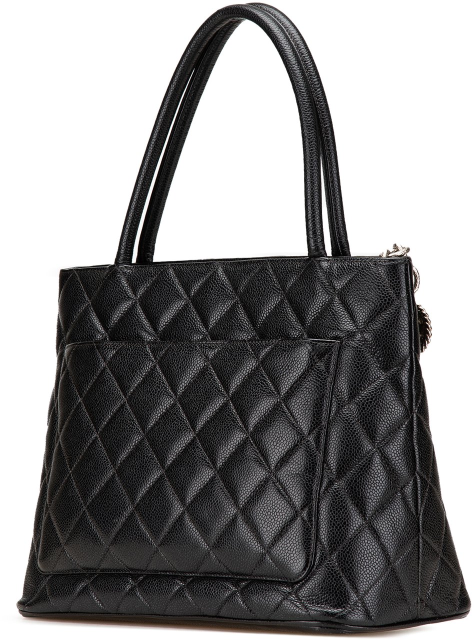 Chanel Caviar Medallion Tote Zwart