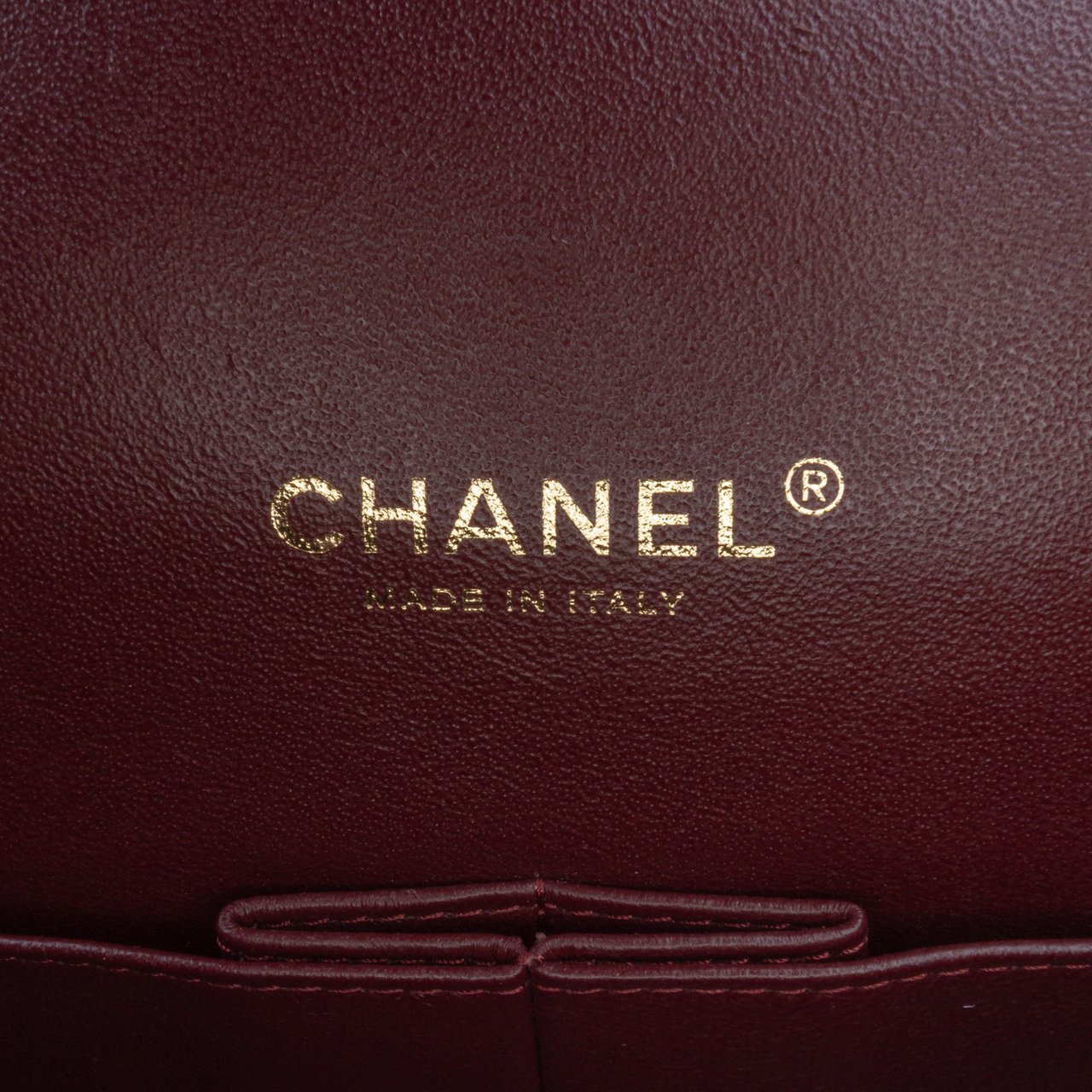 Chanel Maxi Classic Caviar Double Flap Zwart