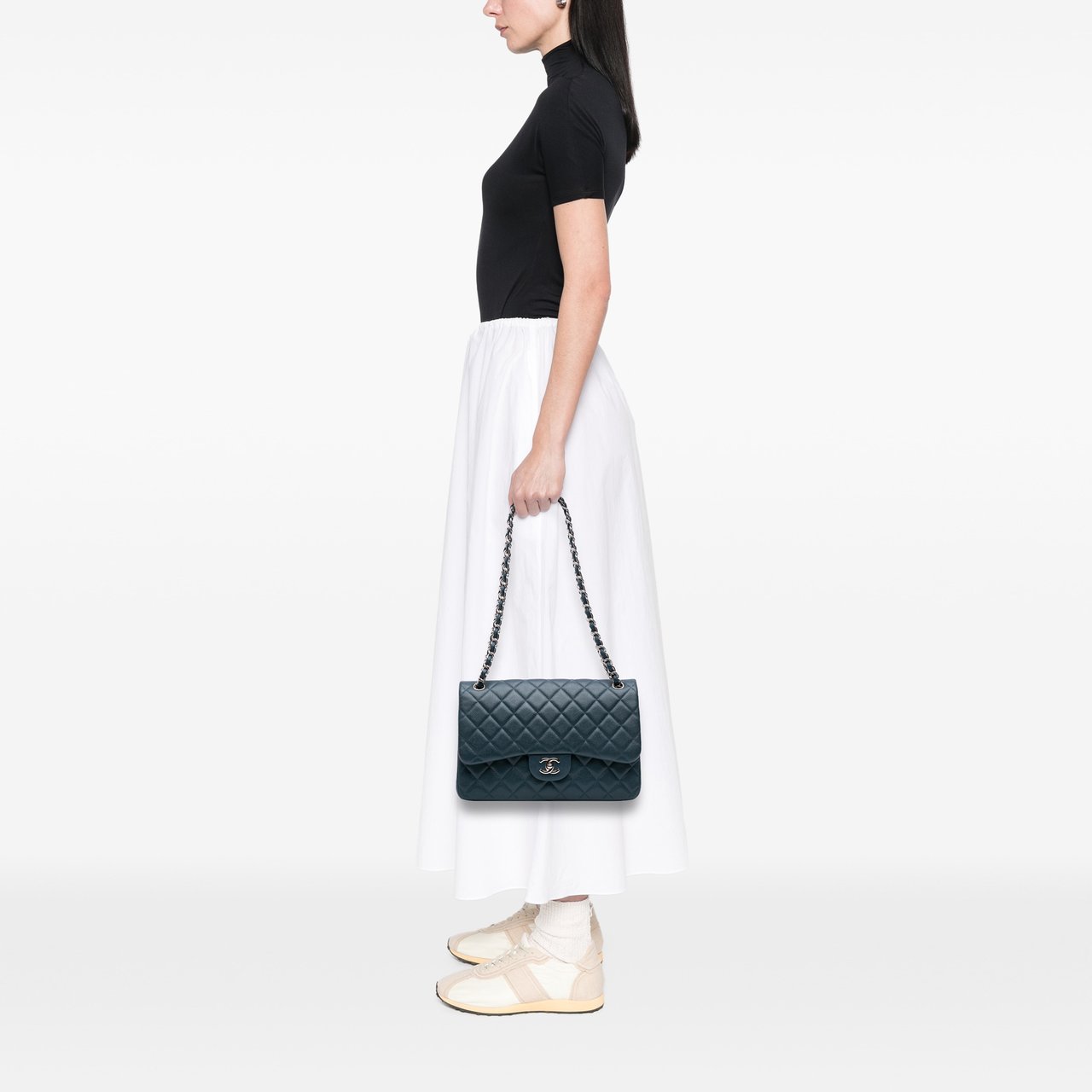 Chanel Jumbo Classic Iridescent Caviar Double Flap Blauw