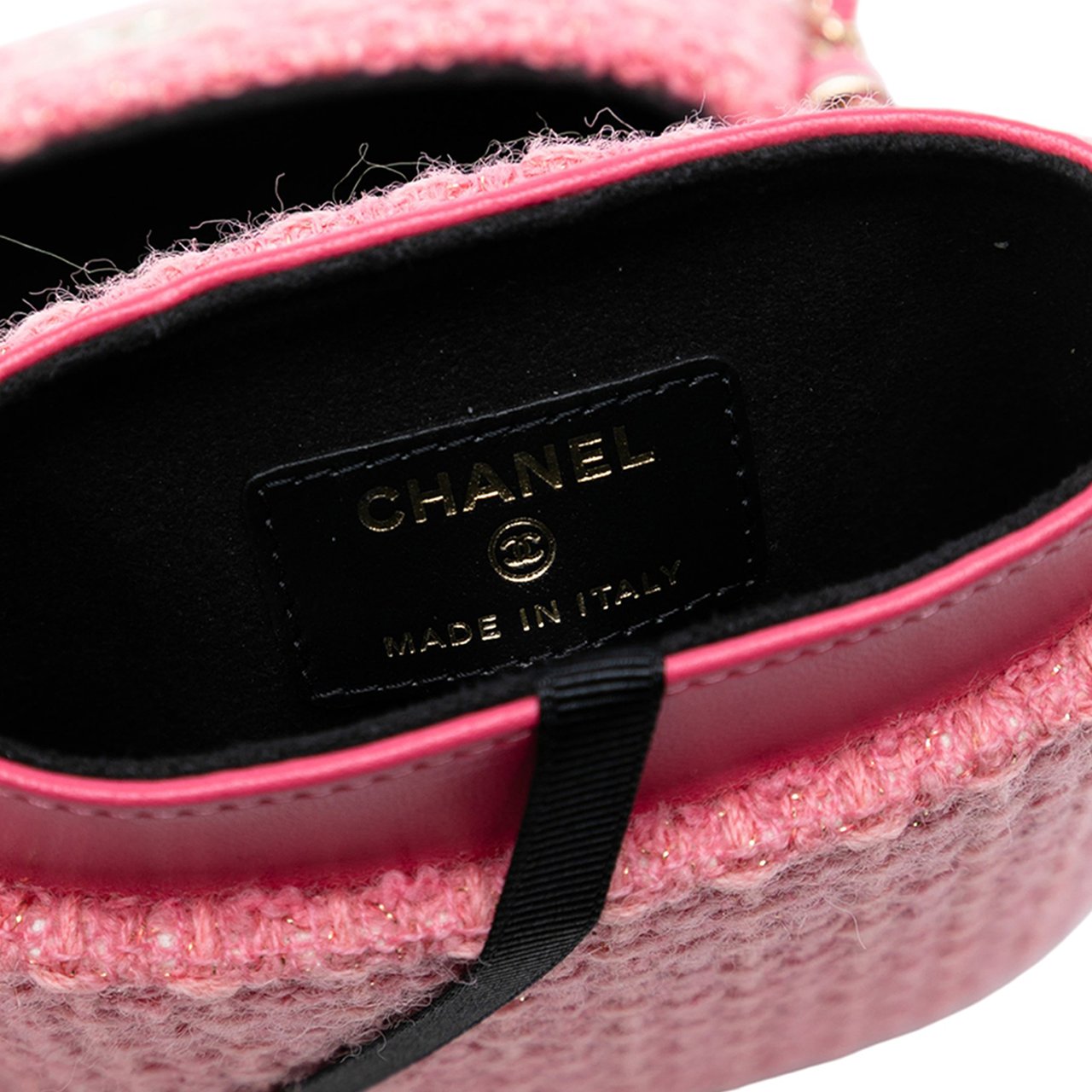 Chanel Tweed Chain Around Phone Holder Roze