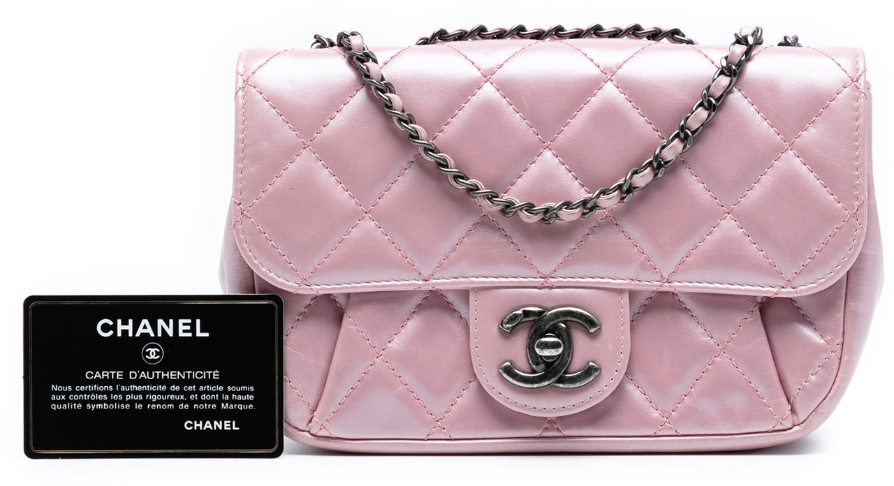 Chanel Mini Quilted Metallic Calfskin Coco Pleats Chain Flap Roze