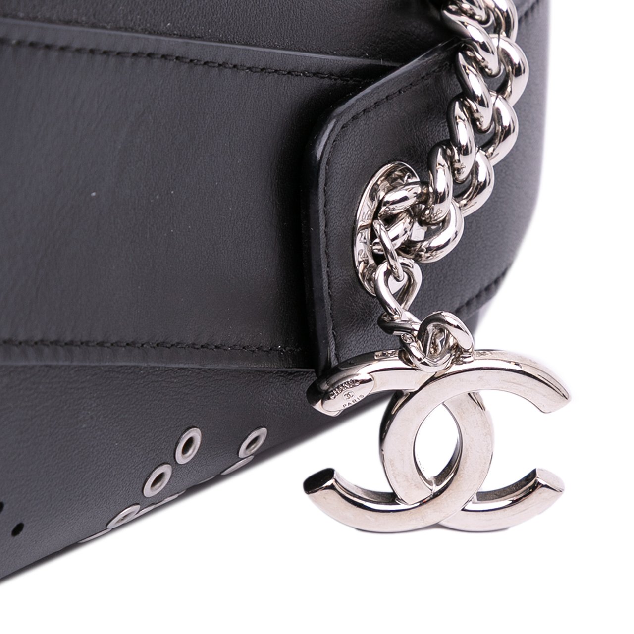 Chanel Calfskin and Tweed Small Piercing Light Bucket Bag Zwart