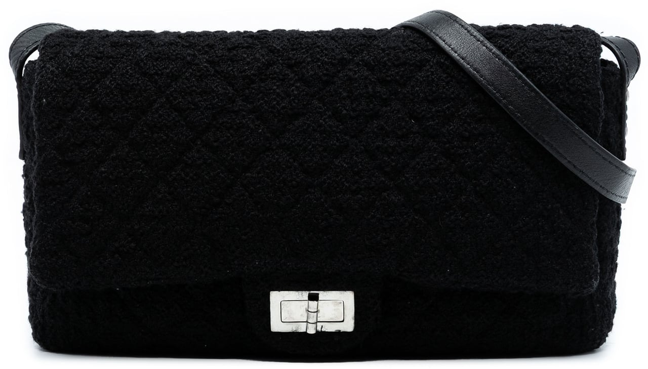 Chanel Jumbo Reissue 2.55 Quilted Tweed Easy Messenger Flap Zwart