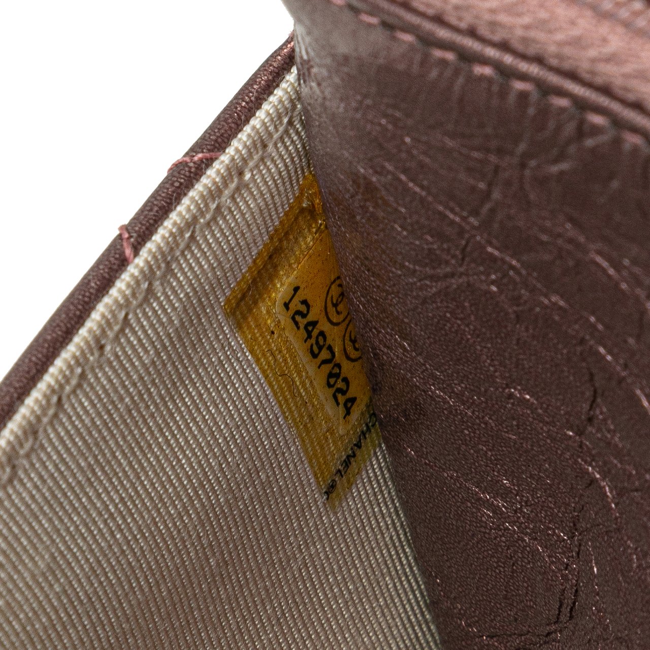 Chanel Reissue 2.55 Quilted Metallic Aged Calfskin Wallet on Chain Roze
