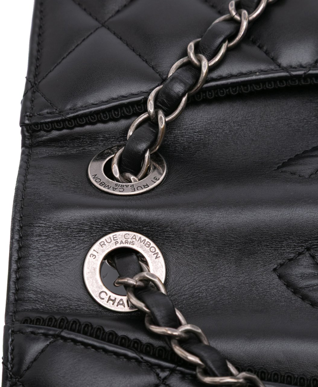 Chanel Medium Quilted Lambskin Ballerine Flap Zwart