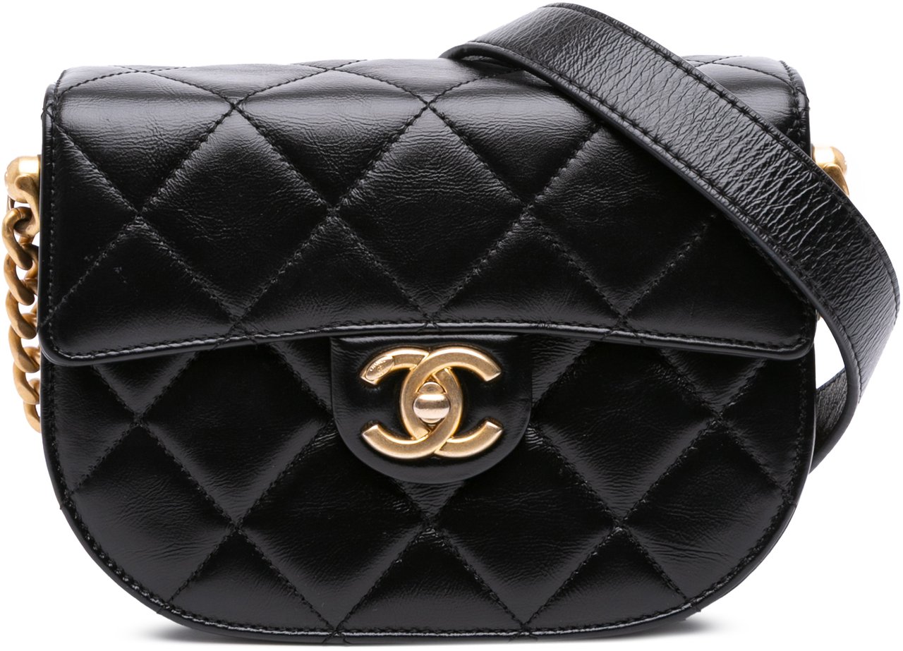 Chanel CC Quilted Calfskin Round Moon Messenger Flap Zwart