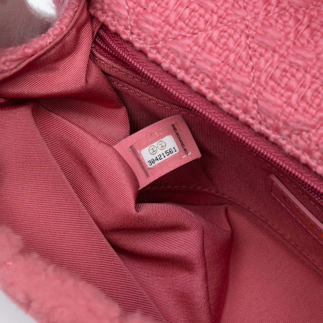 Chanel CC Quilted Shearling and Tweed Single Flap Roze