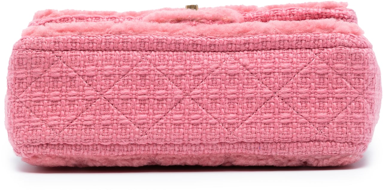 Chanel CC Quilted Shearling and Tweed Single Flap Roze