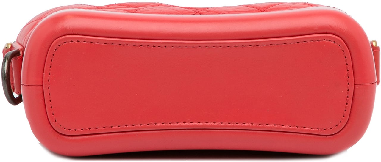 Chanel Small Chevron Lambskin Gabrielle Crossbody Rood