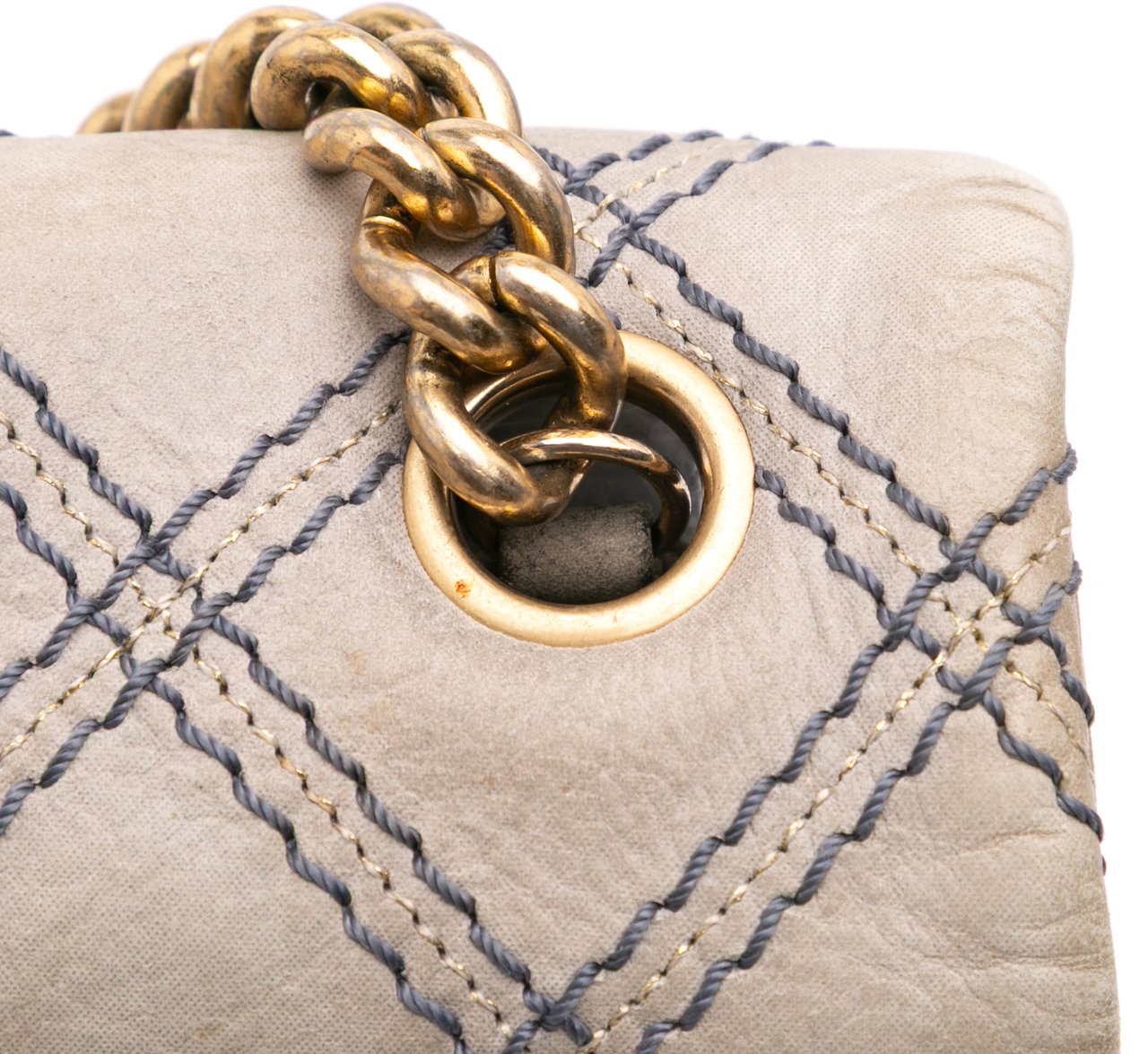 Chanel Jumbo Quilted Calfskin Triple Stitched Flap Grijs