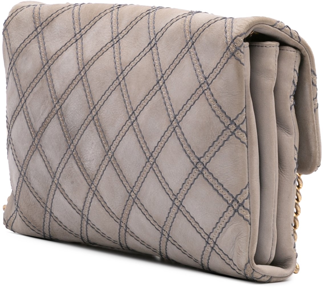 Chanel Jumbo Quilted Calfskin Triple Stitched Flap Grijs