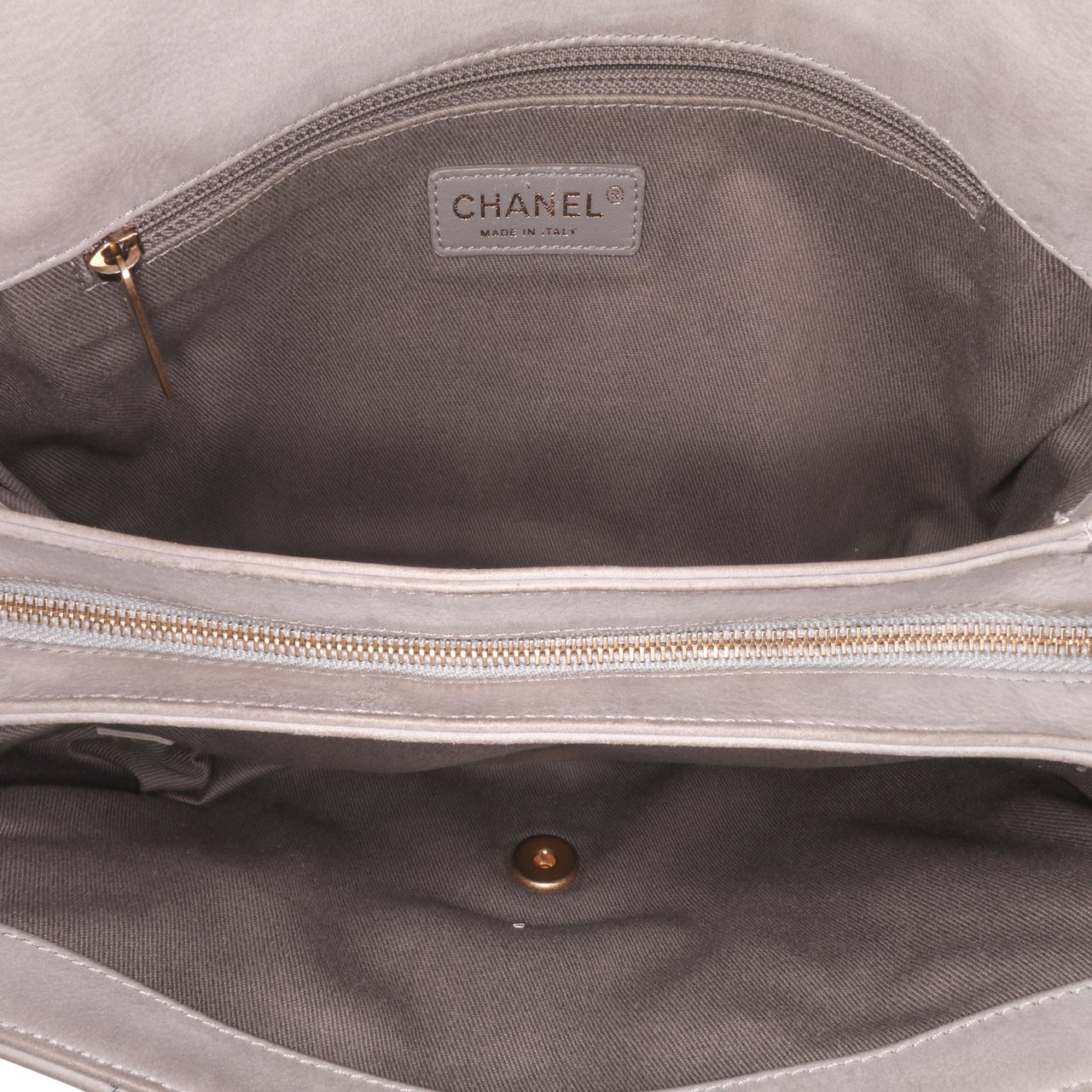 Chanel Jumbo Quilted Calfskin Triple Stitched Flap Grijs