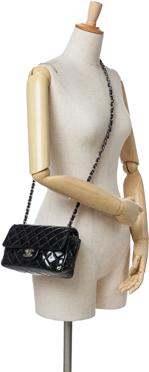 Chanel Mini Rectangular Classic Patent Single Flap Zwart