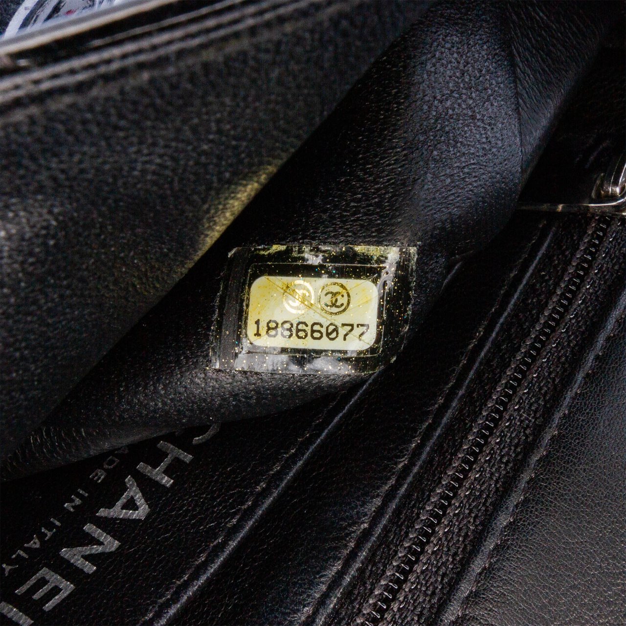 Chanel Mini Rectangular Classic Patent Single Flap Zwart