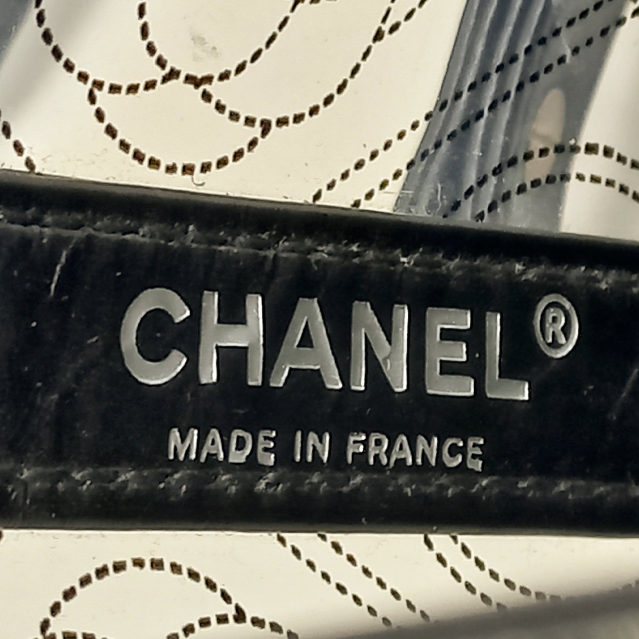 Chanel Crumpled Calfskin PVC Camellia Bucket Zwart